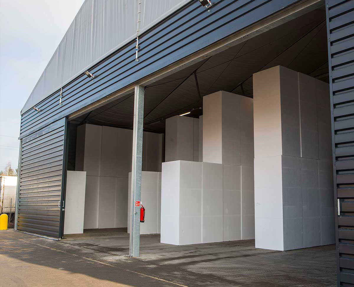 Sliding door on temporary building