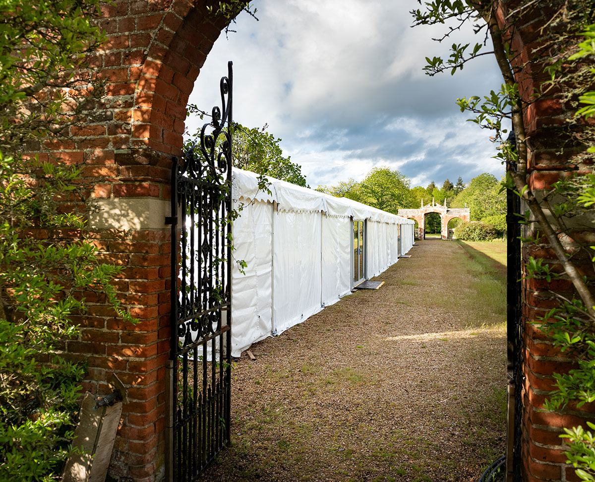 Temporary canteen structure